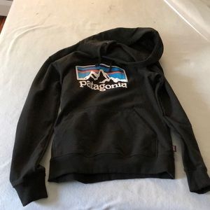 Patagonia Uprisal Hoody black small regular fit.  Washed like new.